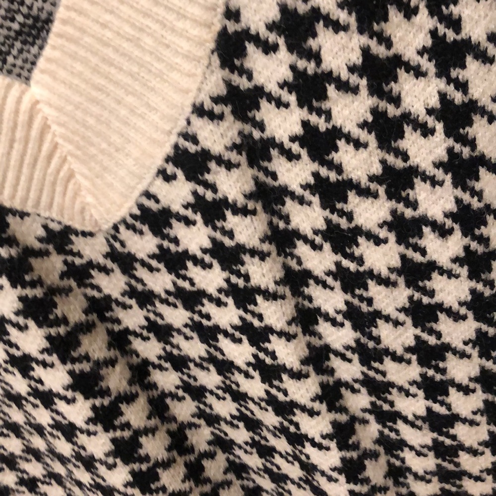 Vici Gingham Pullover Sweater Medium - image 4